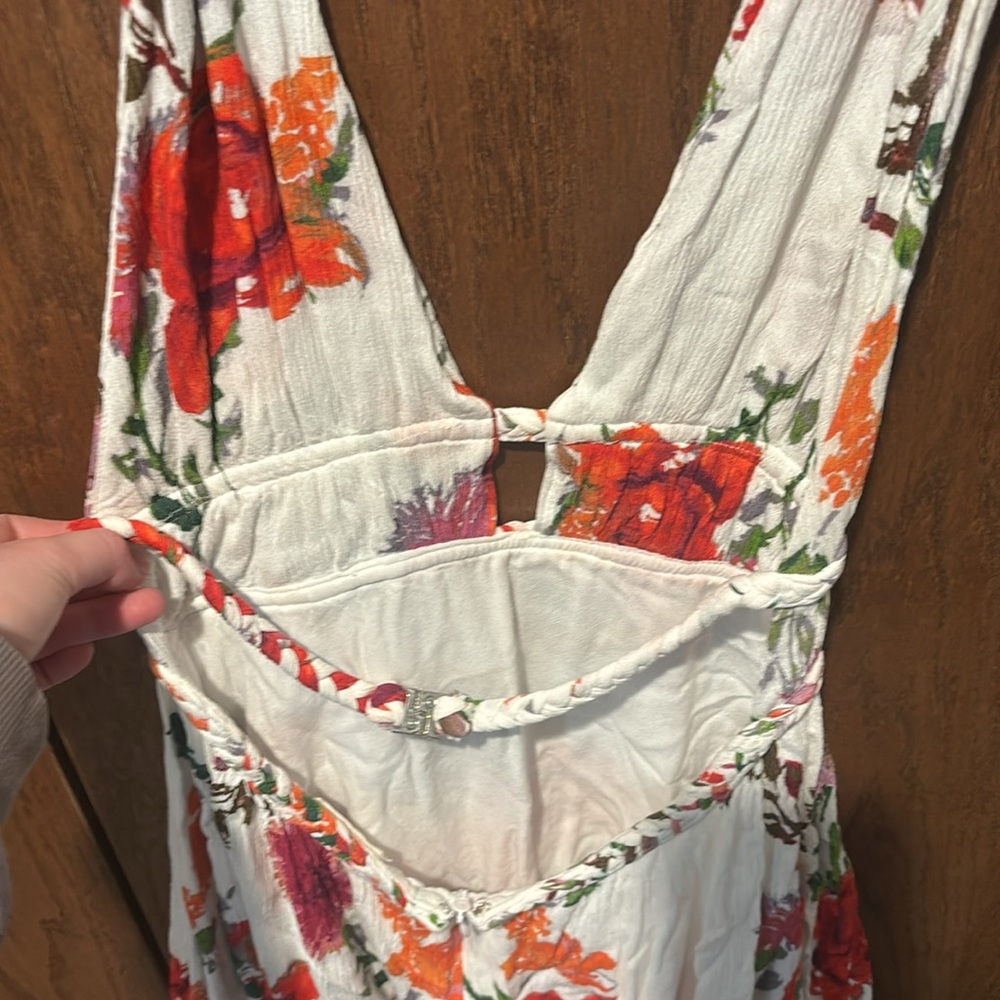 ILLA ILLA Backless Floral Halter Dress - Picture 3 of 4